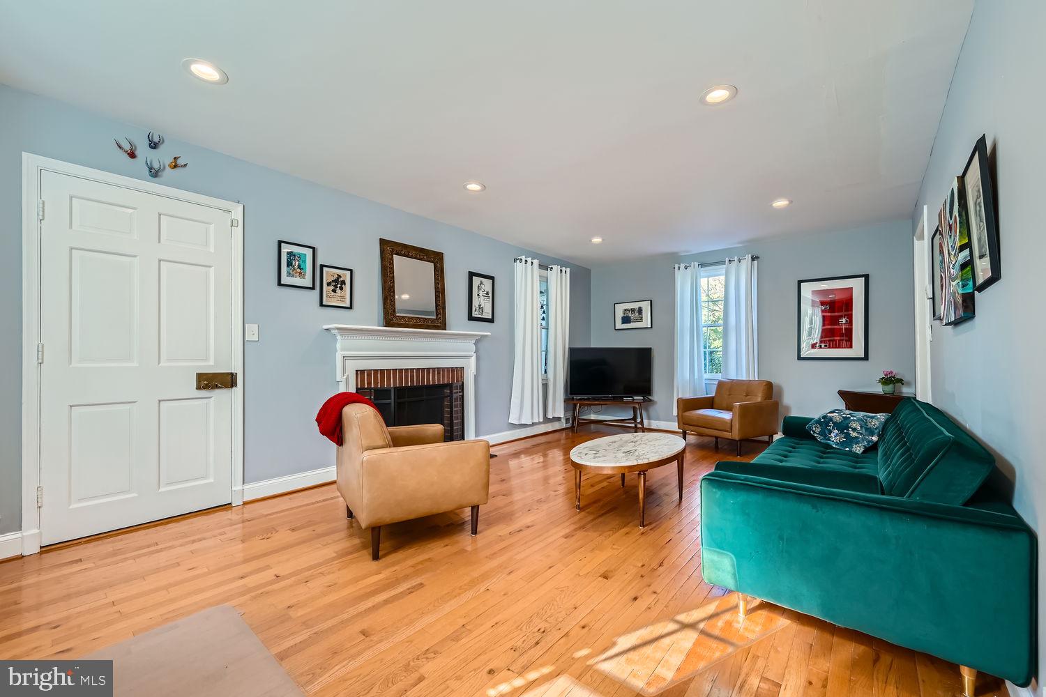 8 Goodale Pl