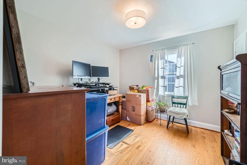 8 Goodale Pl