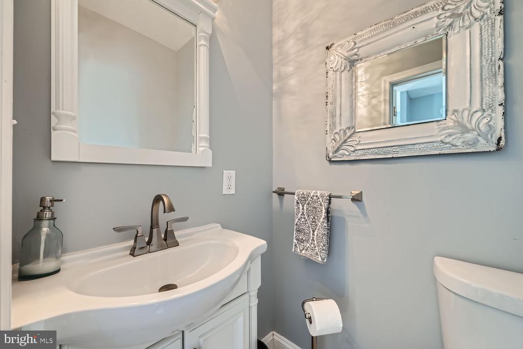 8 Goodale Pl