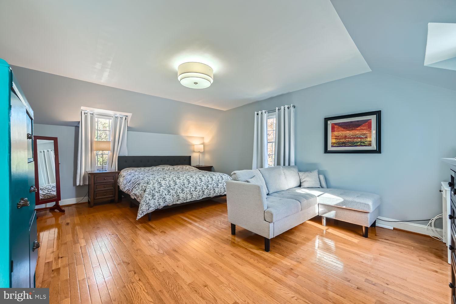 8 Goodale Pl