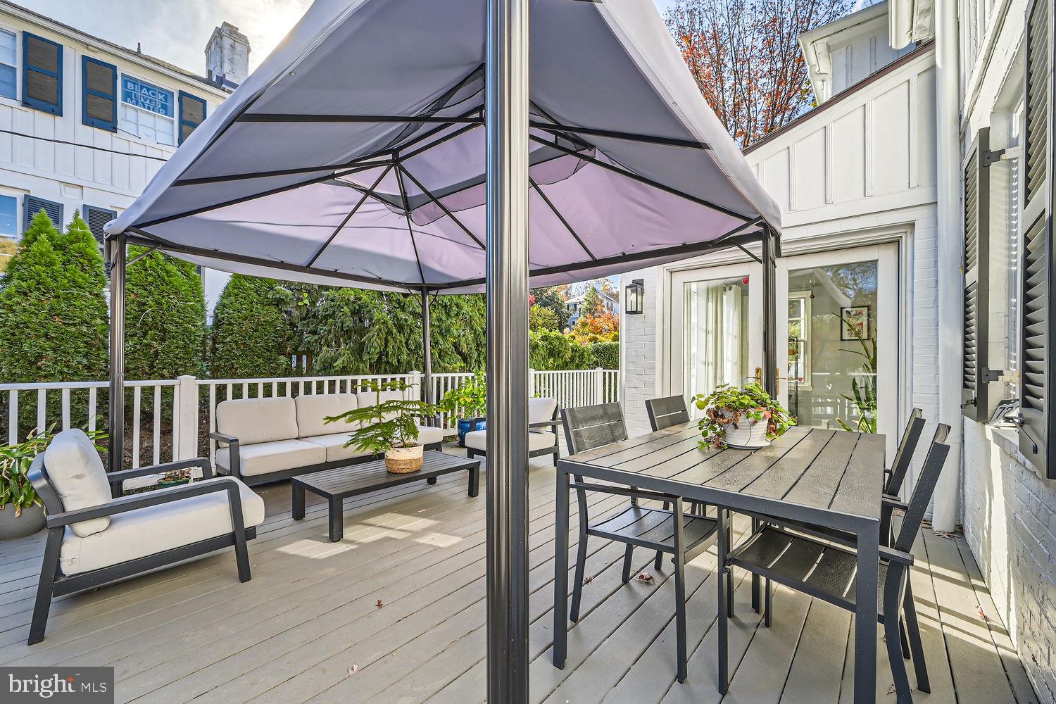8 Goodale Pl