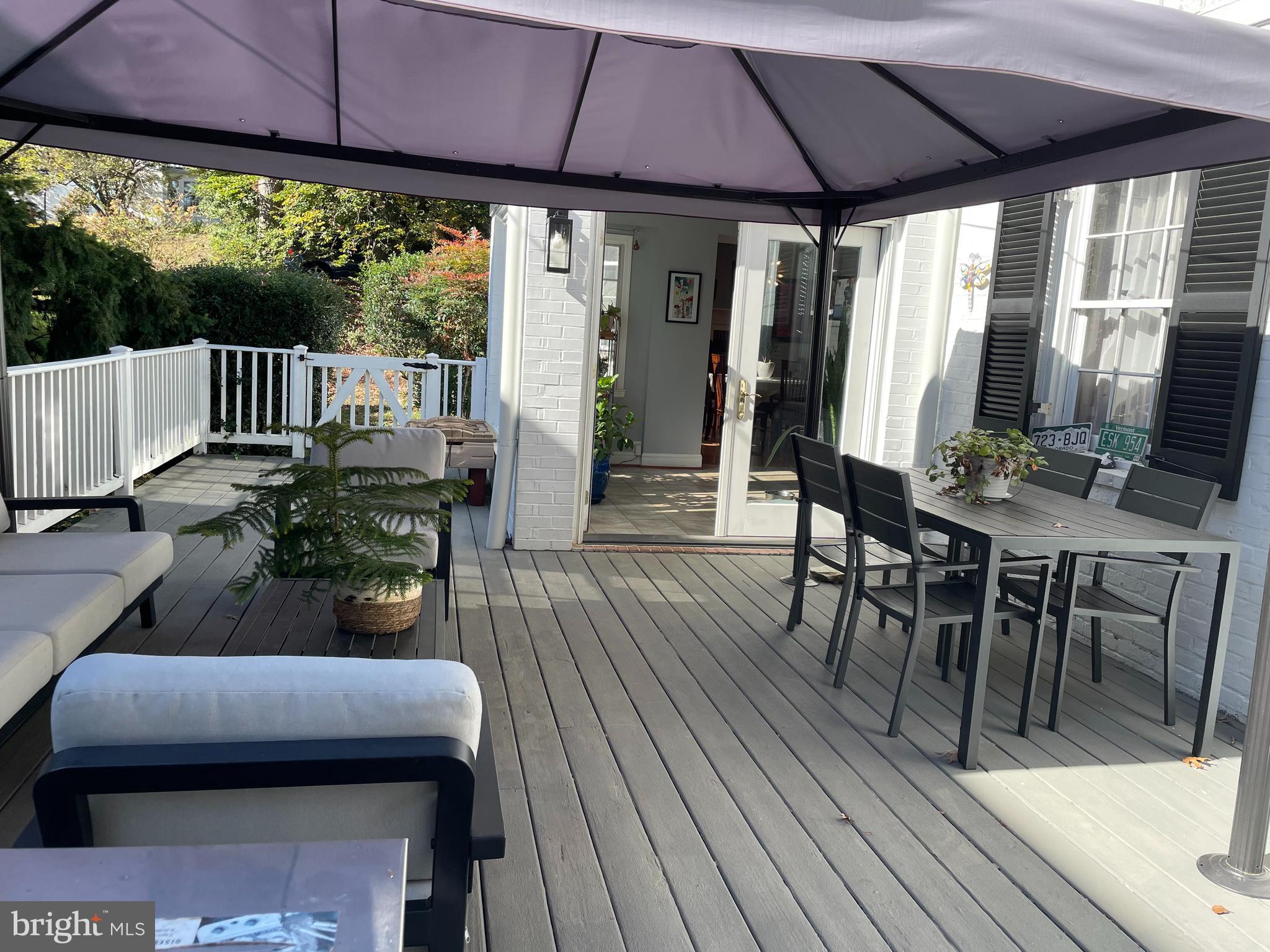 8 Goodale Pl