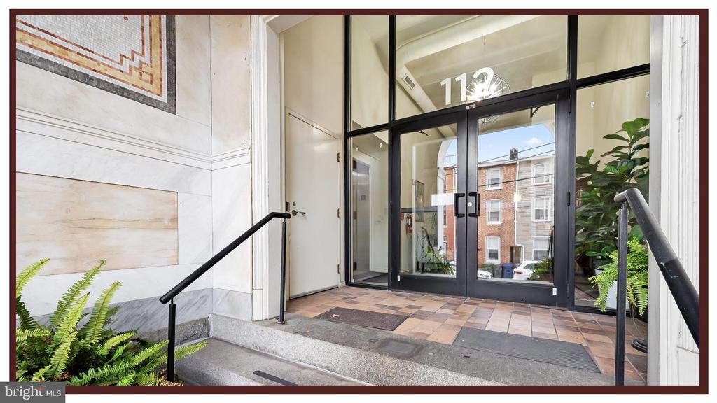 112 E West St #202