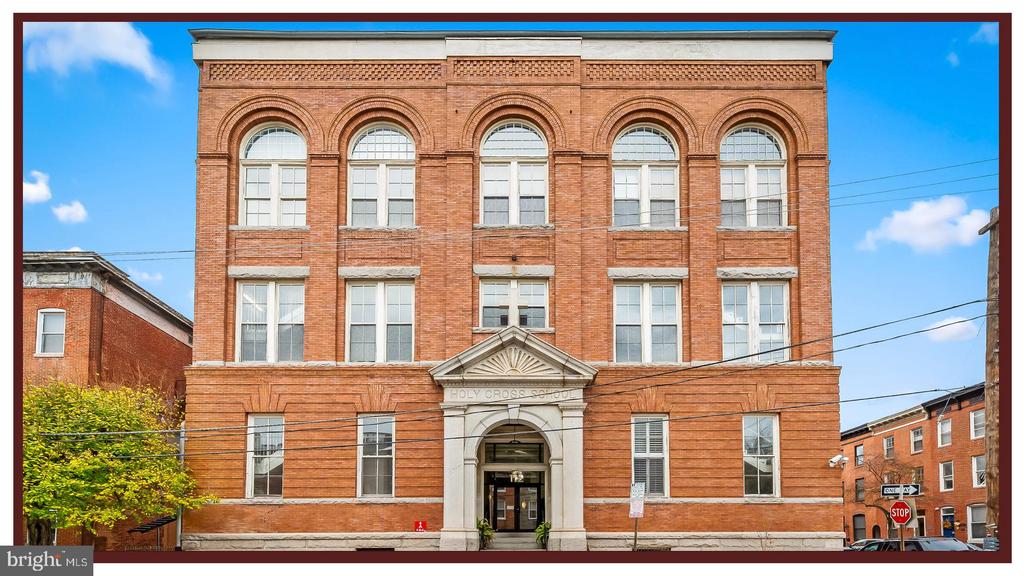 112 E West St #202
