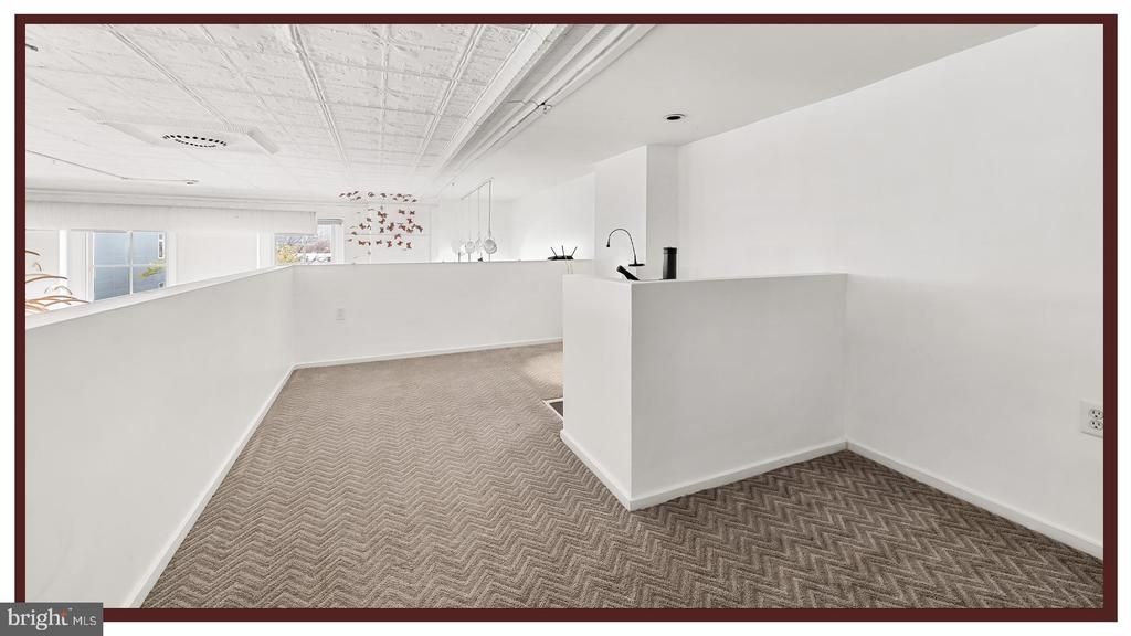 112 E West St #202
