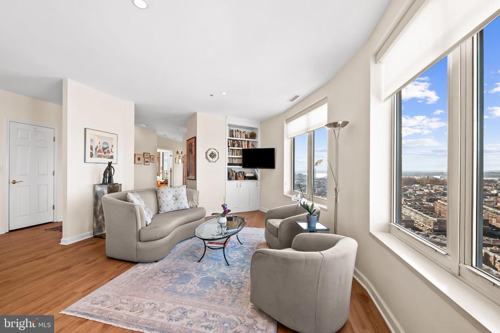 100 Harborview Dr #2210
