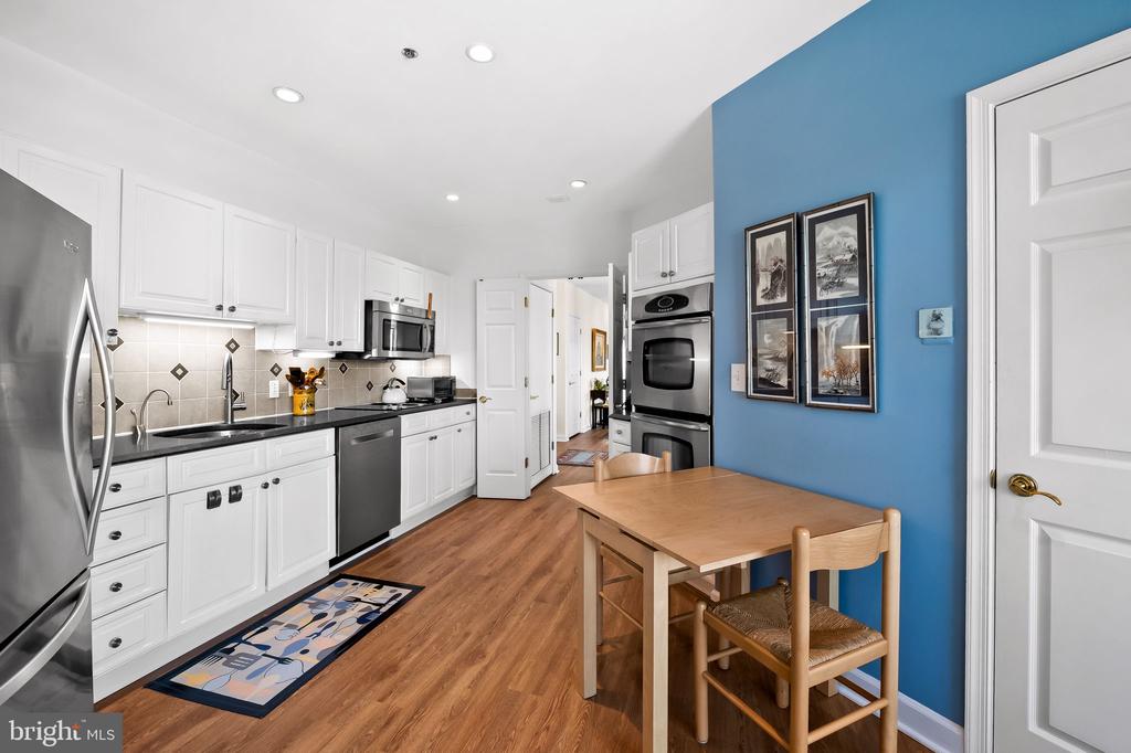 100 Harborview Dr #2210