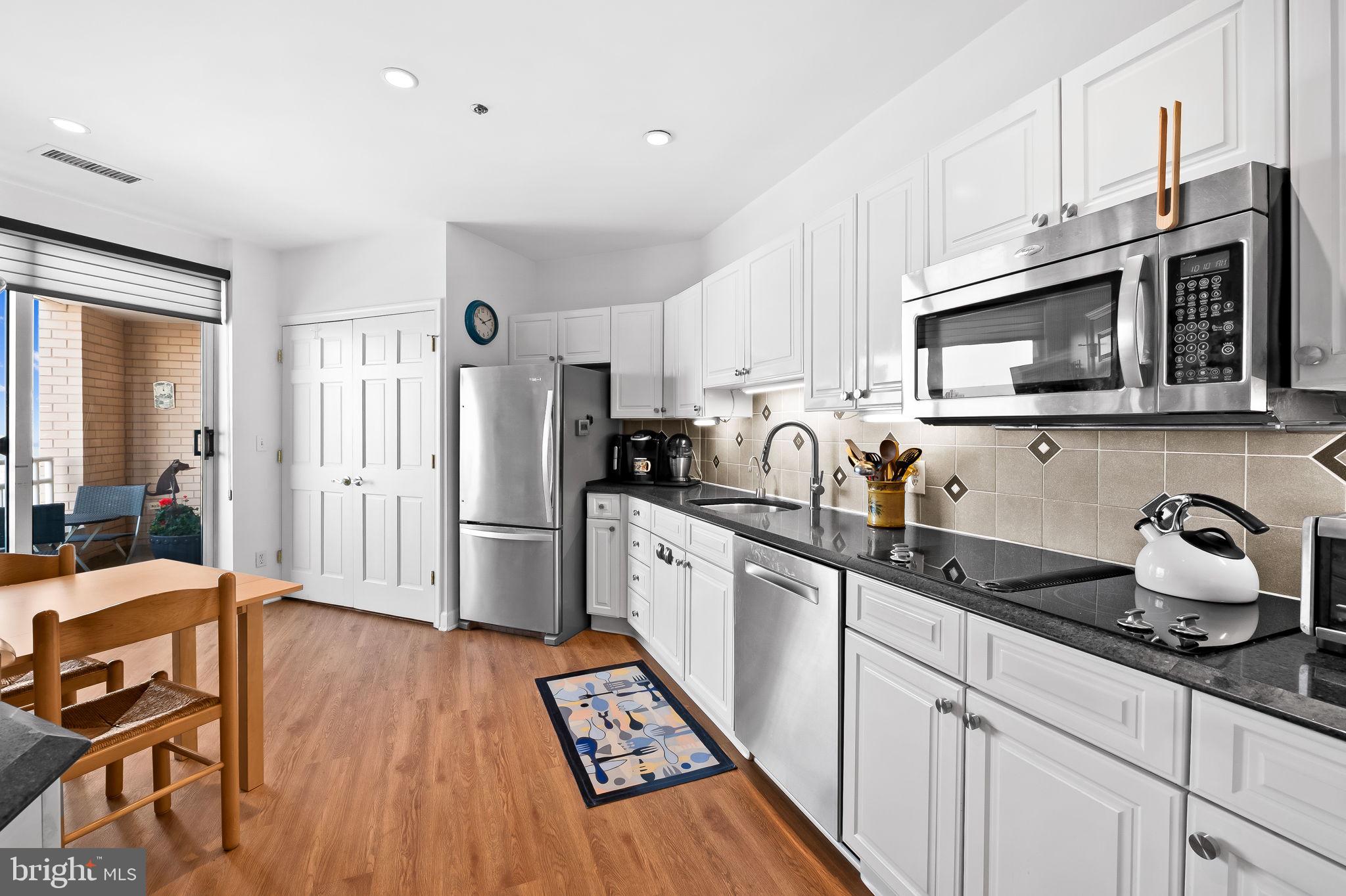 100 Harborview Dr #2210