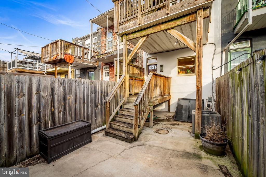 116 Rochester Pl