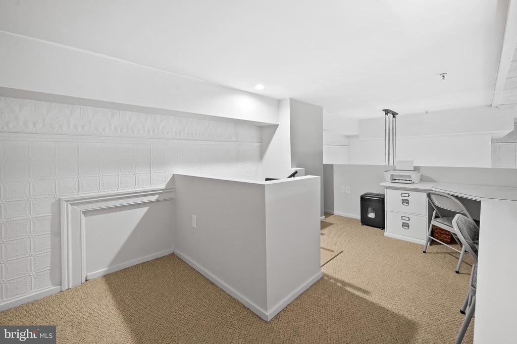 112 E West St #201