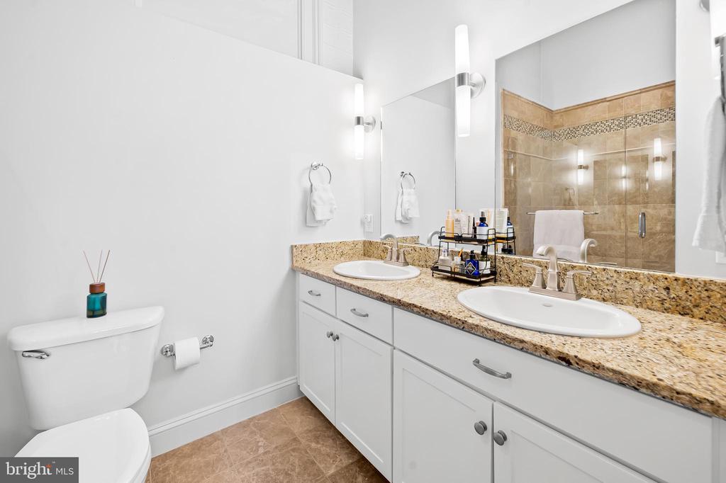112 E West St #201