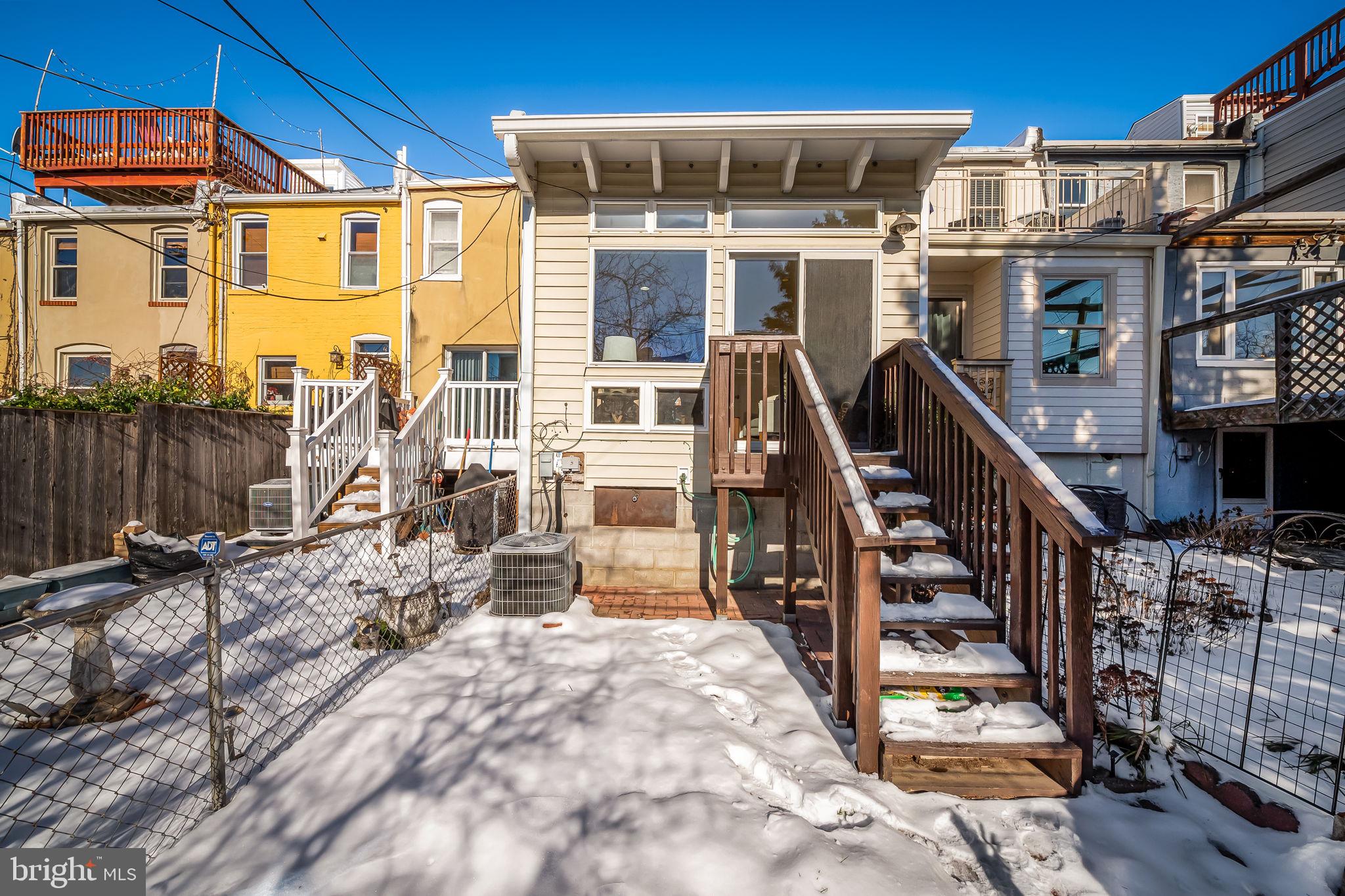 315 E Hamburg St