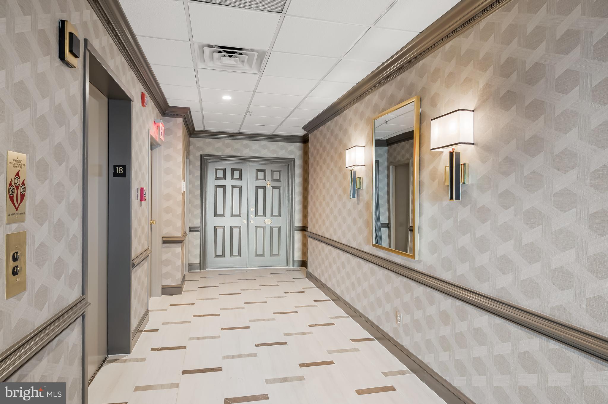10 E Lee St E #1804