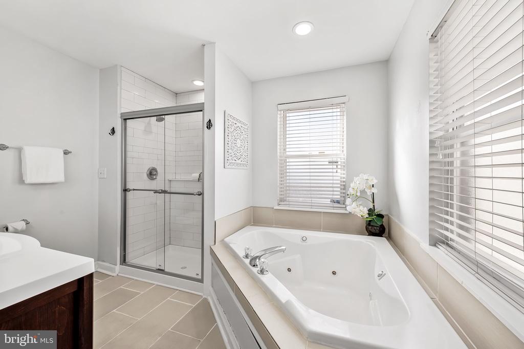 1308 William St