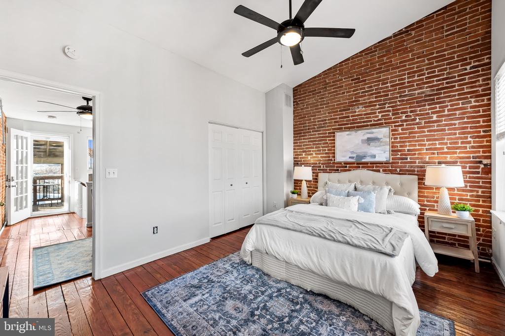 1308 William St