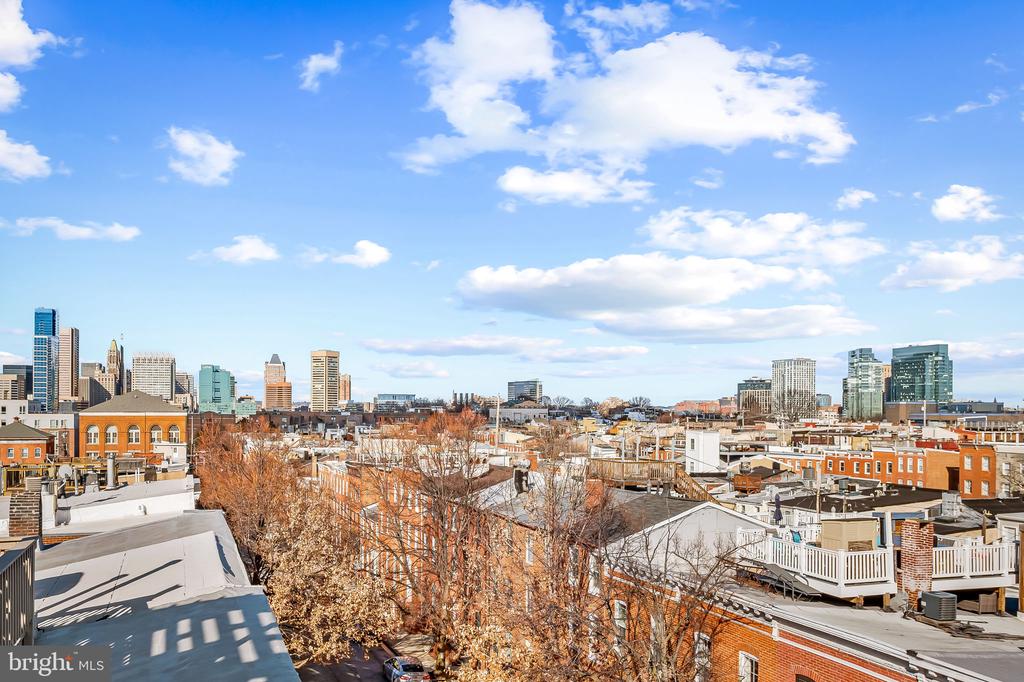 1308 William St