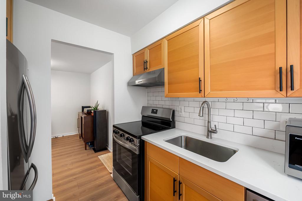 9-A W Lee St #R 56