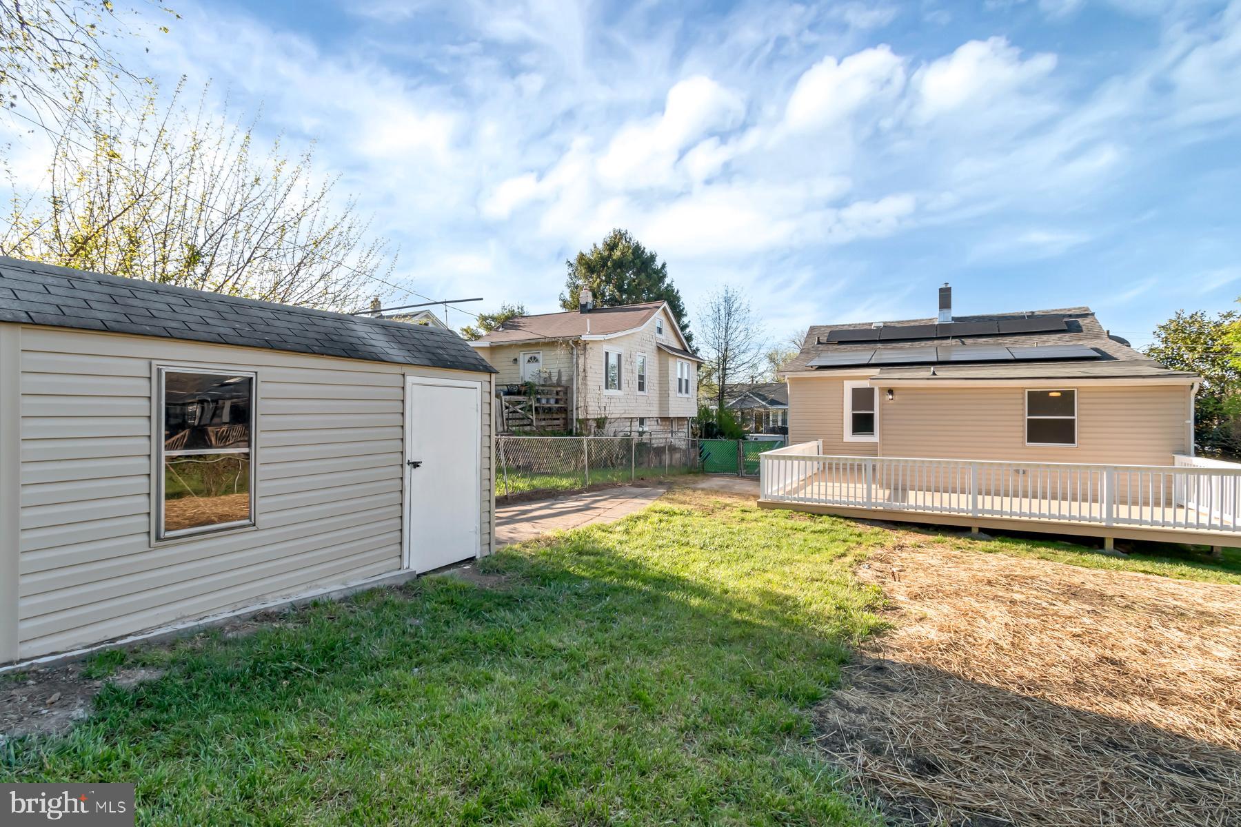2806 Hemlock Ave