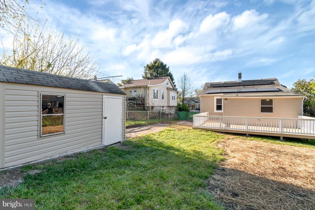 2806 Hemlock Ave
