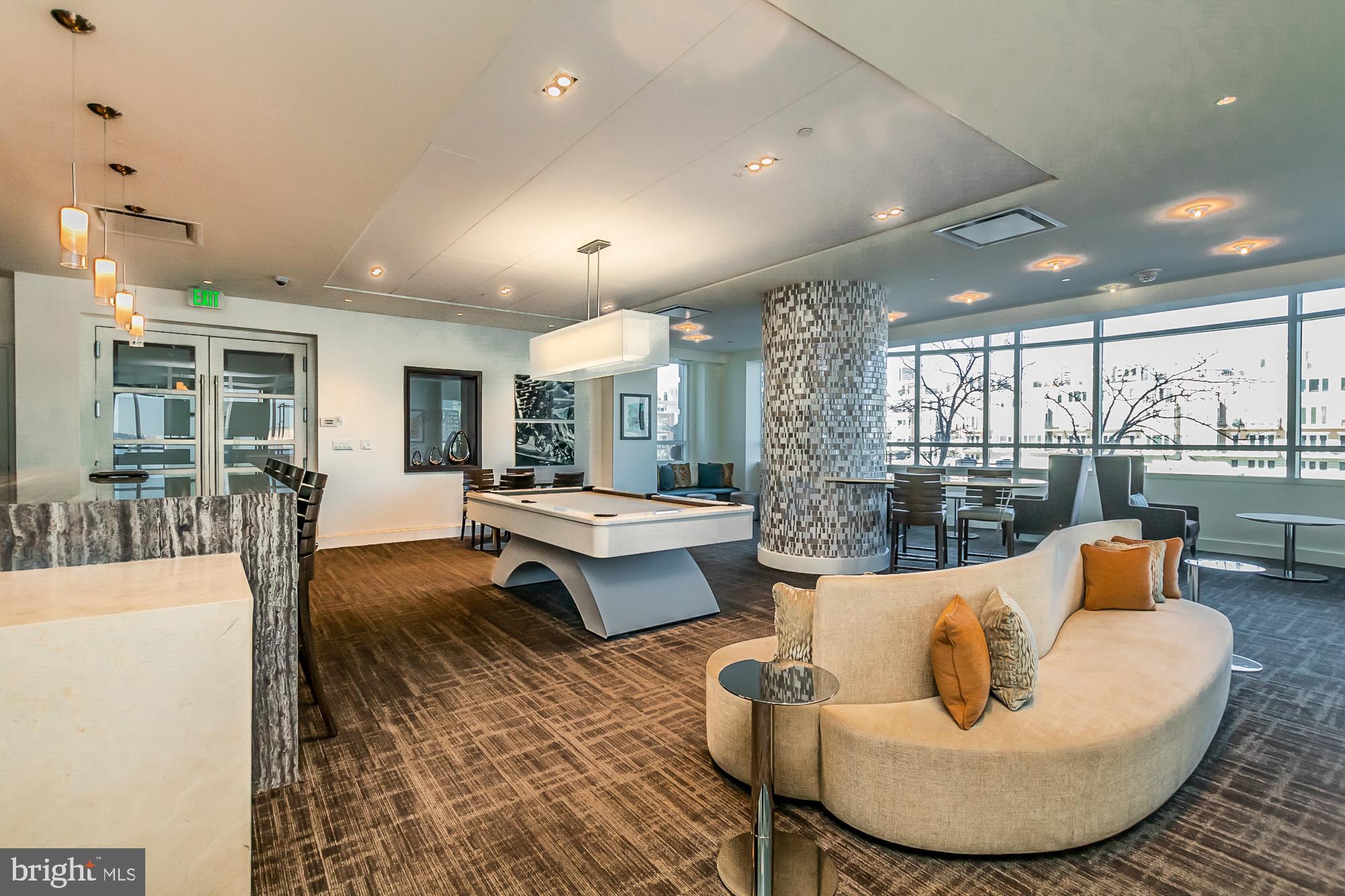 100 Harborview Dr #1301