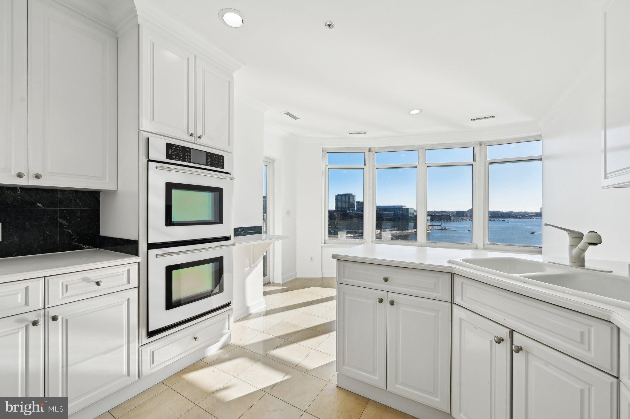 100 Harborview Dr #1301