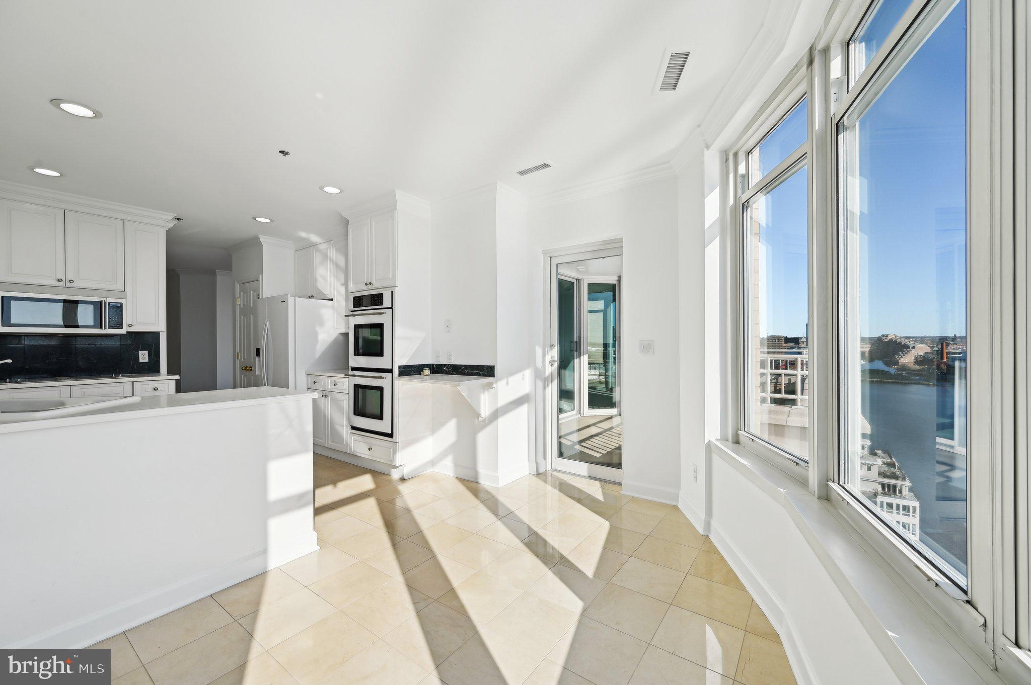 100 Harborview Dr #1301