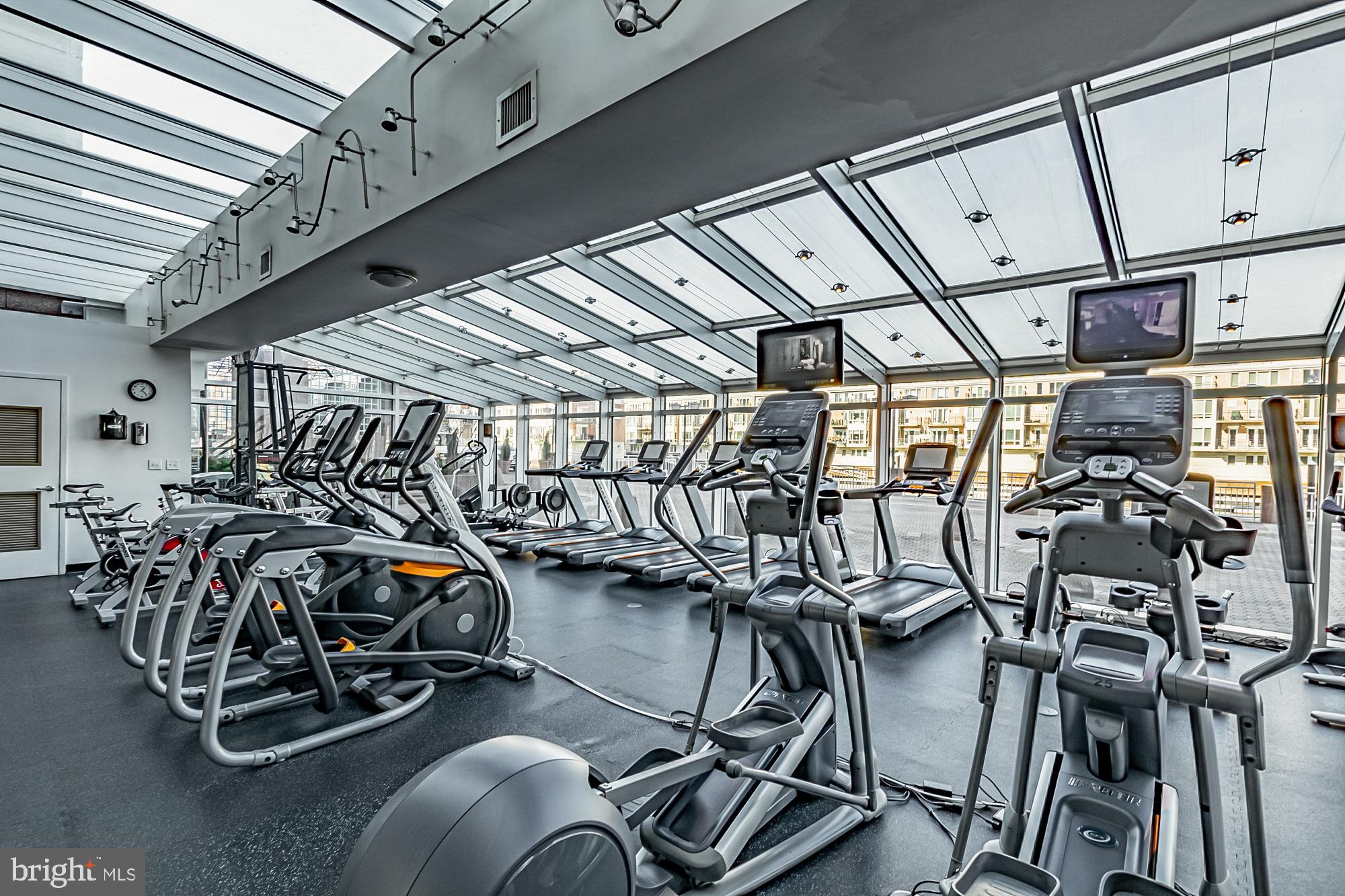 100 Harborview Dr #1301