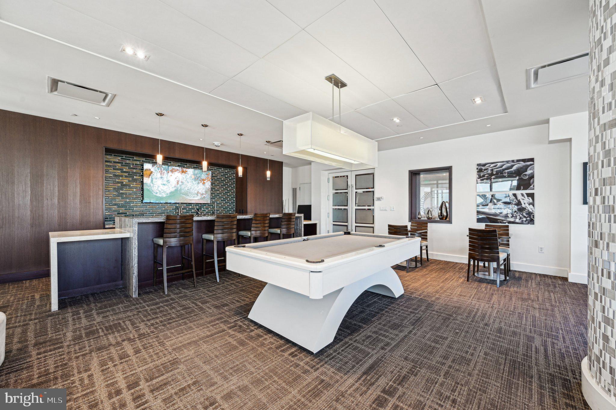 100 Harborview Dr #1301