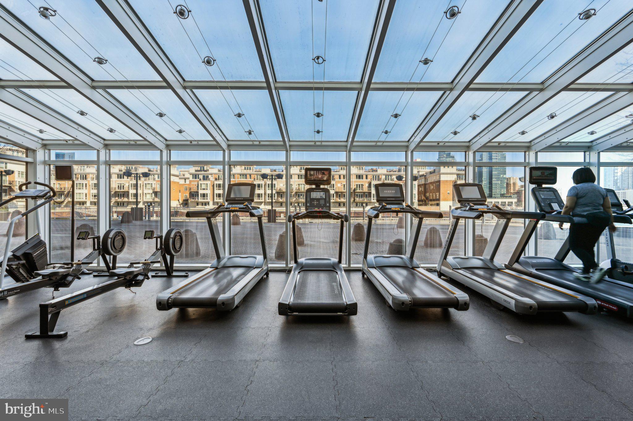 100 Harborview Dr #1301