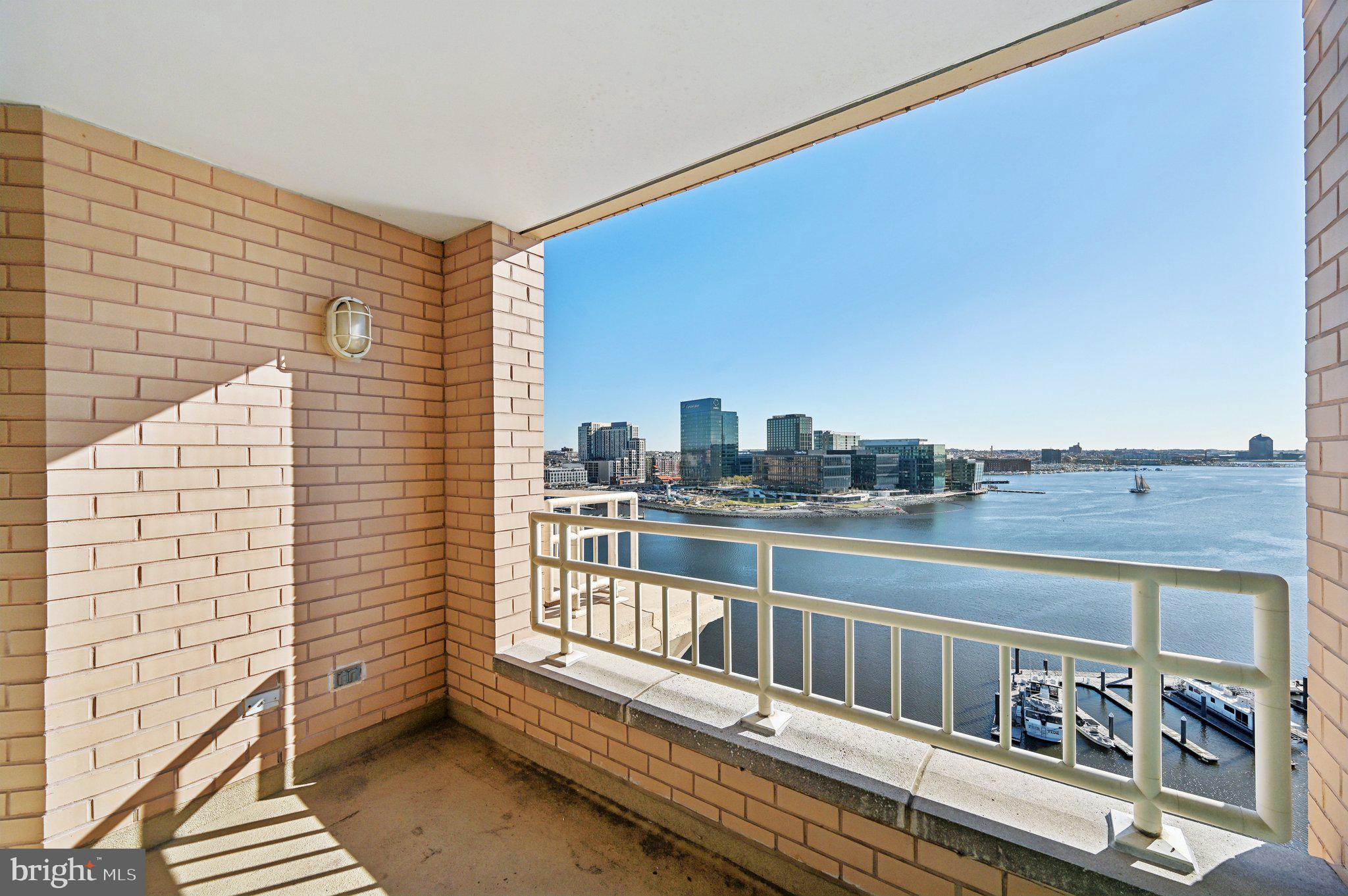 100 Harborview Dr #1301