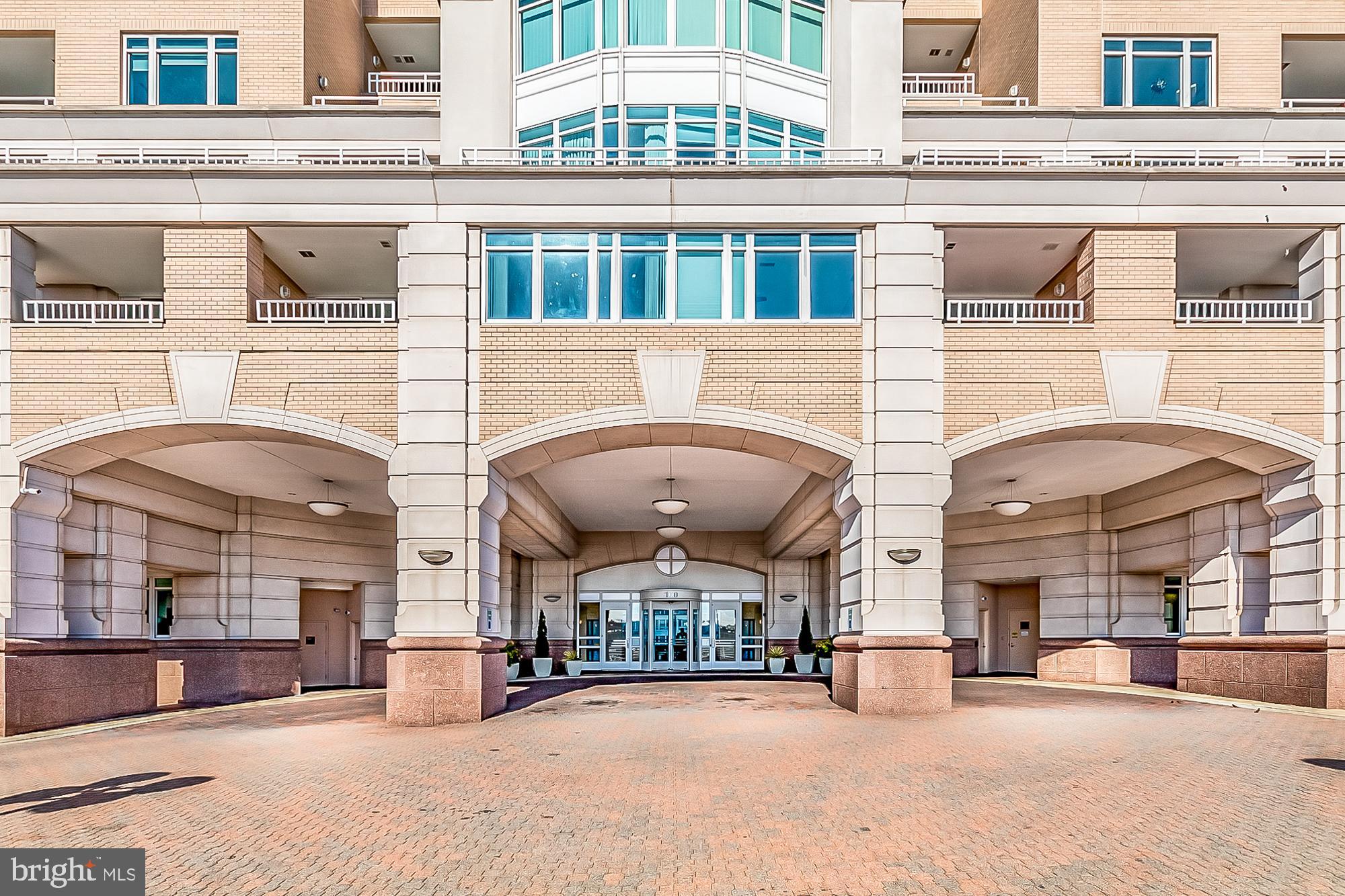 100 Harborview Dr #1301