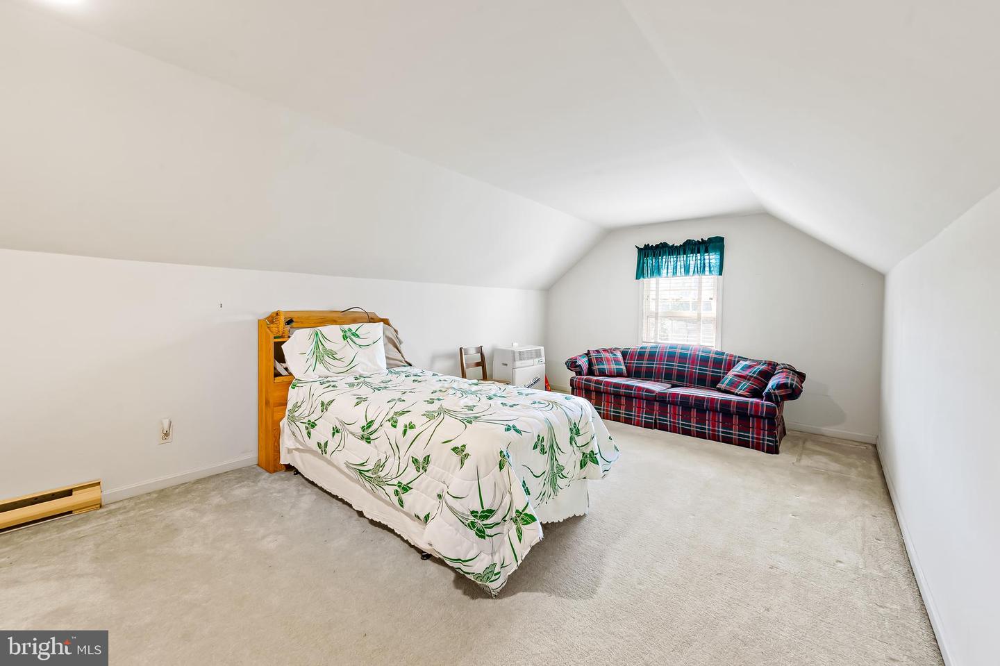 104 Overhill Rd