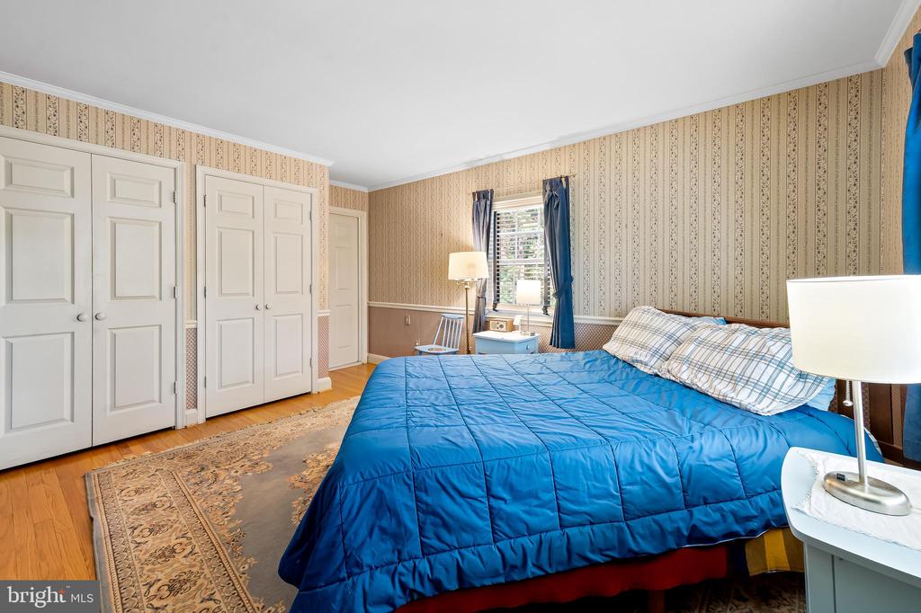 104 Overhill Rd