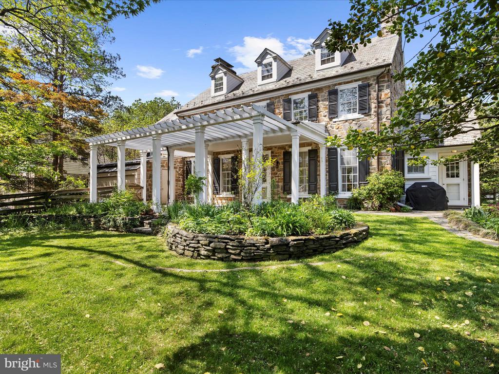 117 Taplow Rd