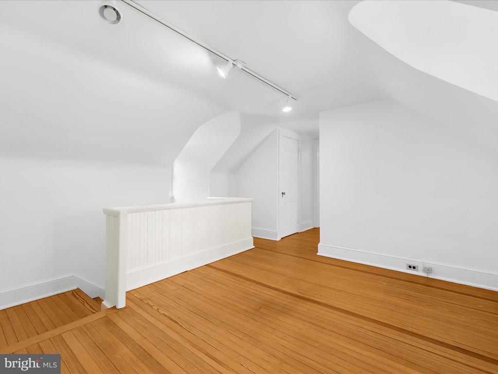 117 Taplow Rd