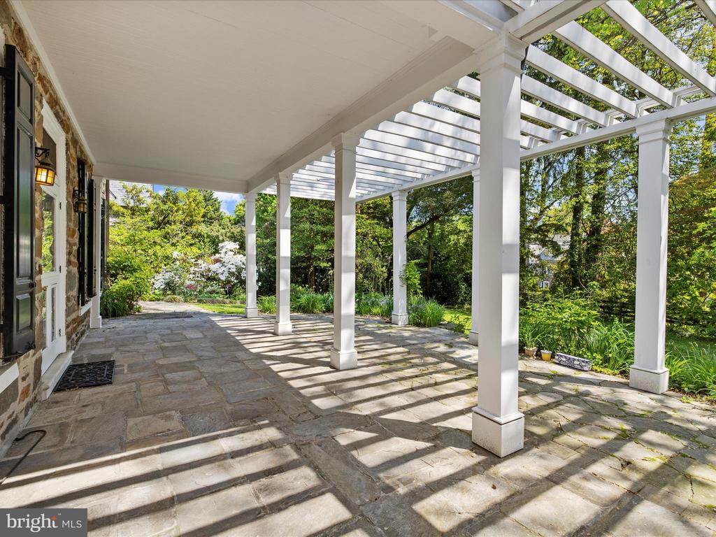 117 Taplow Rd