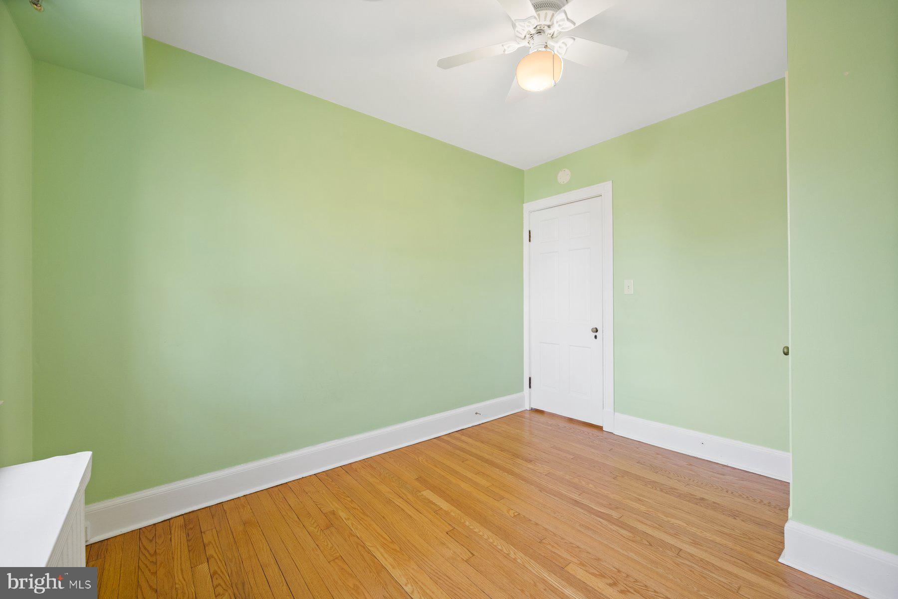 402 Woodlawn Rd