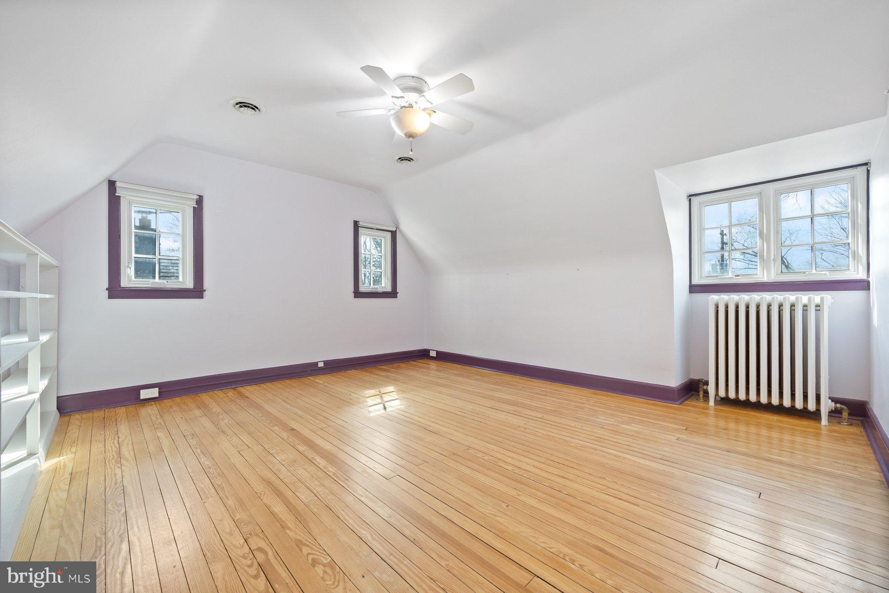 402 Woodlawn Rd