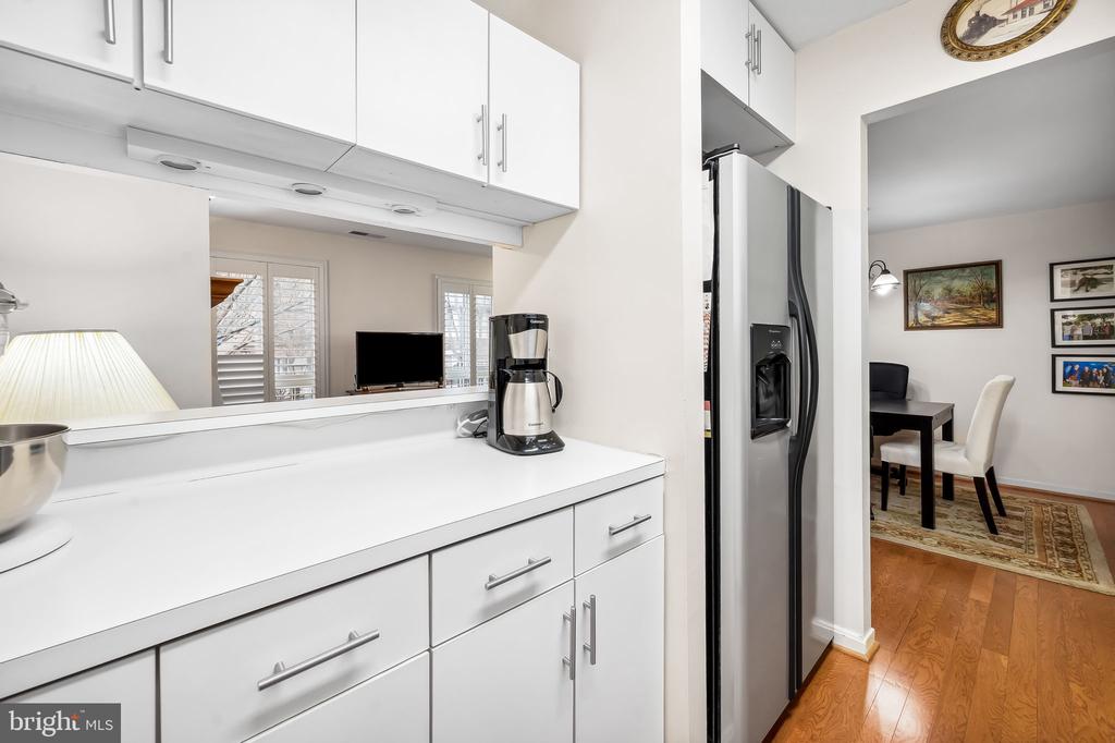 21 Andrew Pl #R107