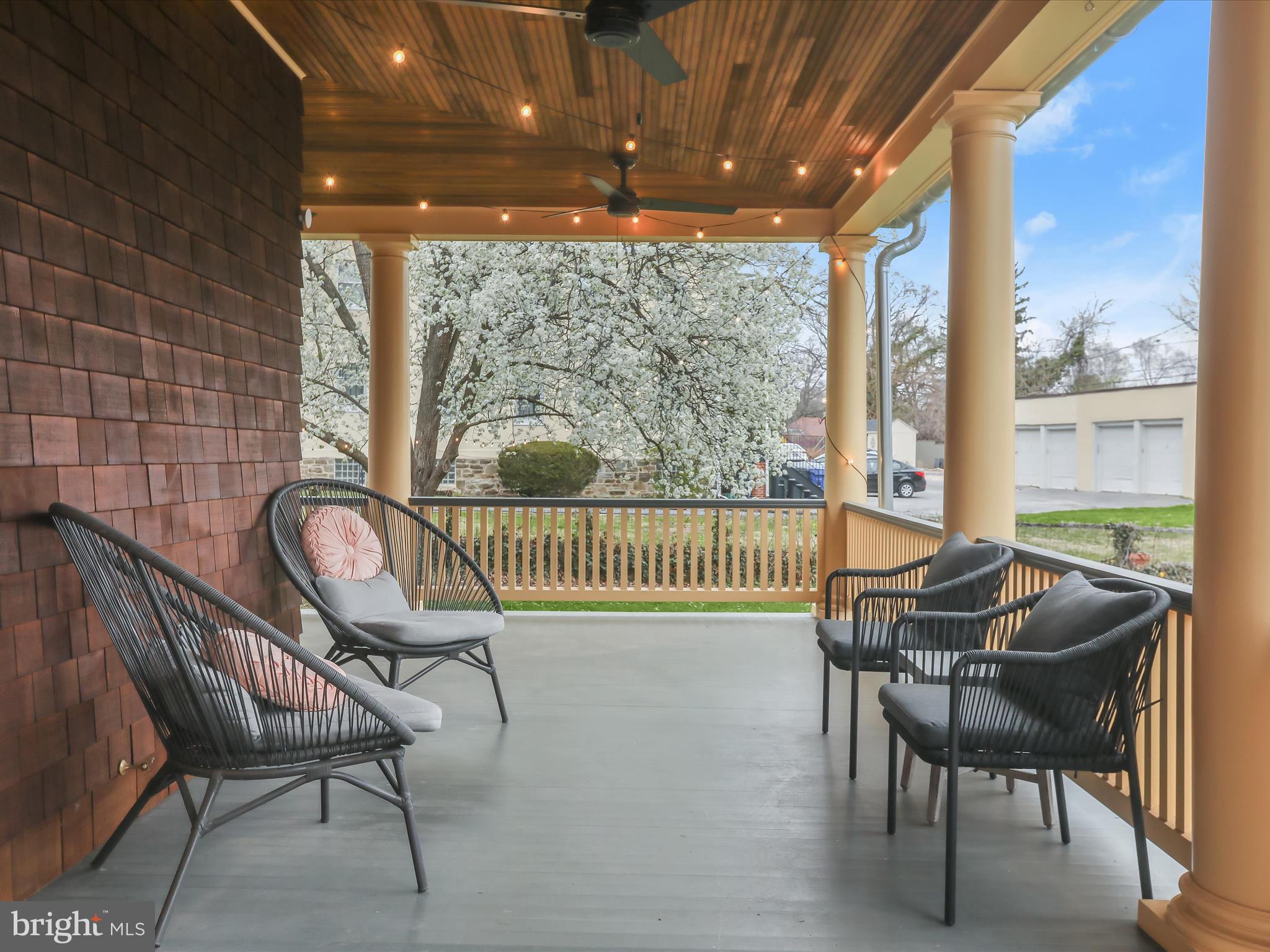 4023 Roland Ave