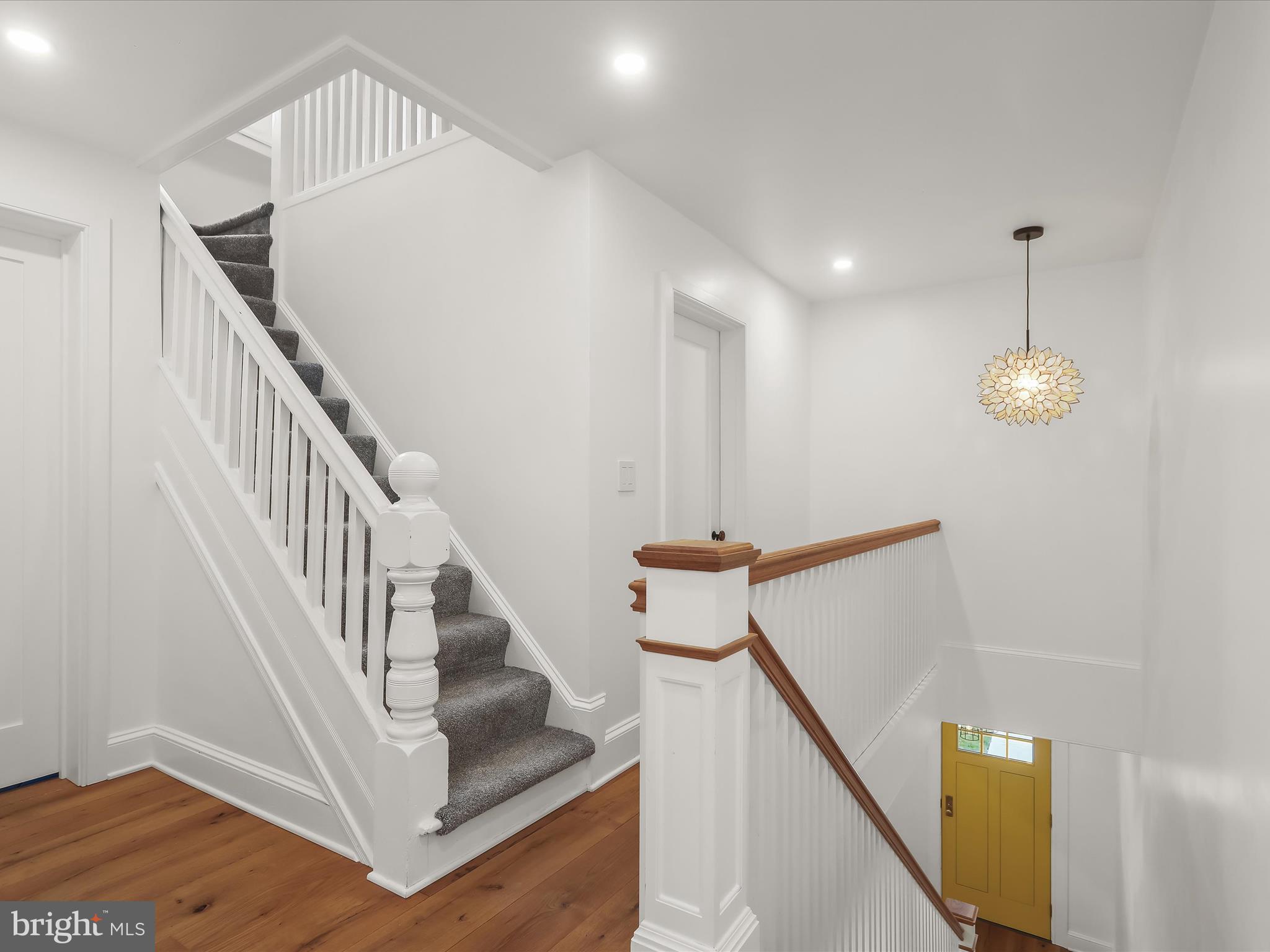 4023 Roland Ave