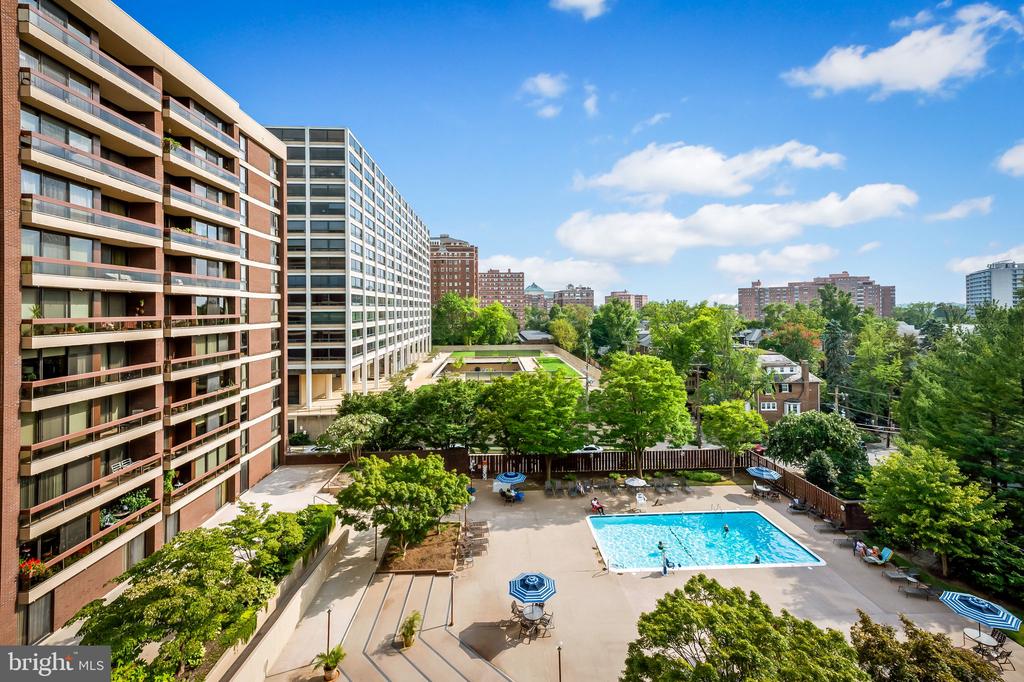 4100 N Charles St #903