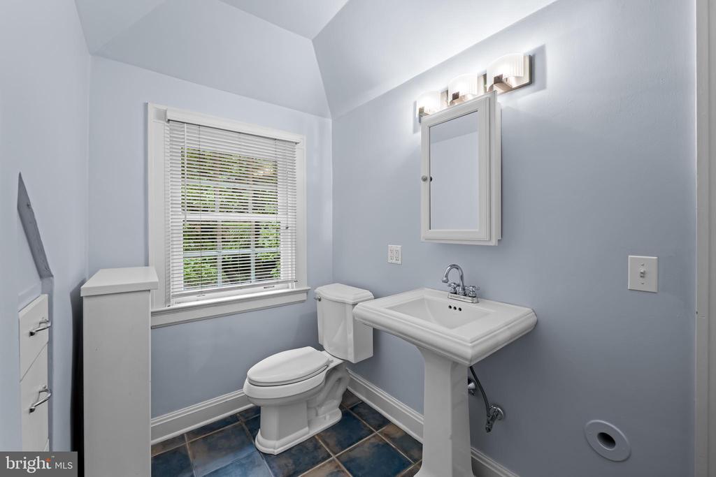 109 Deepdene Rd