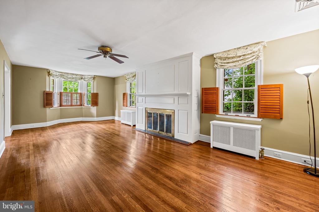 320 Tunbridge Rd