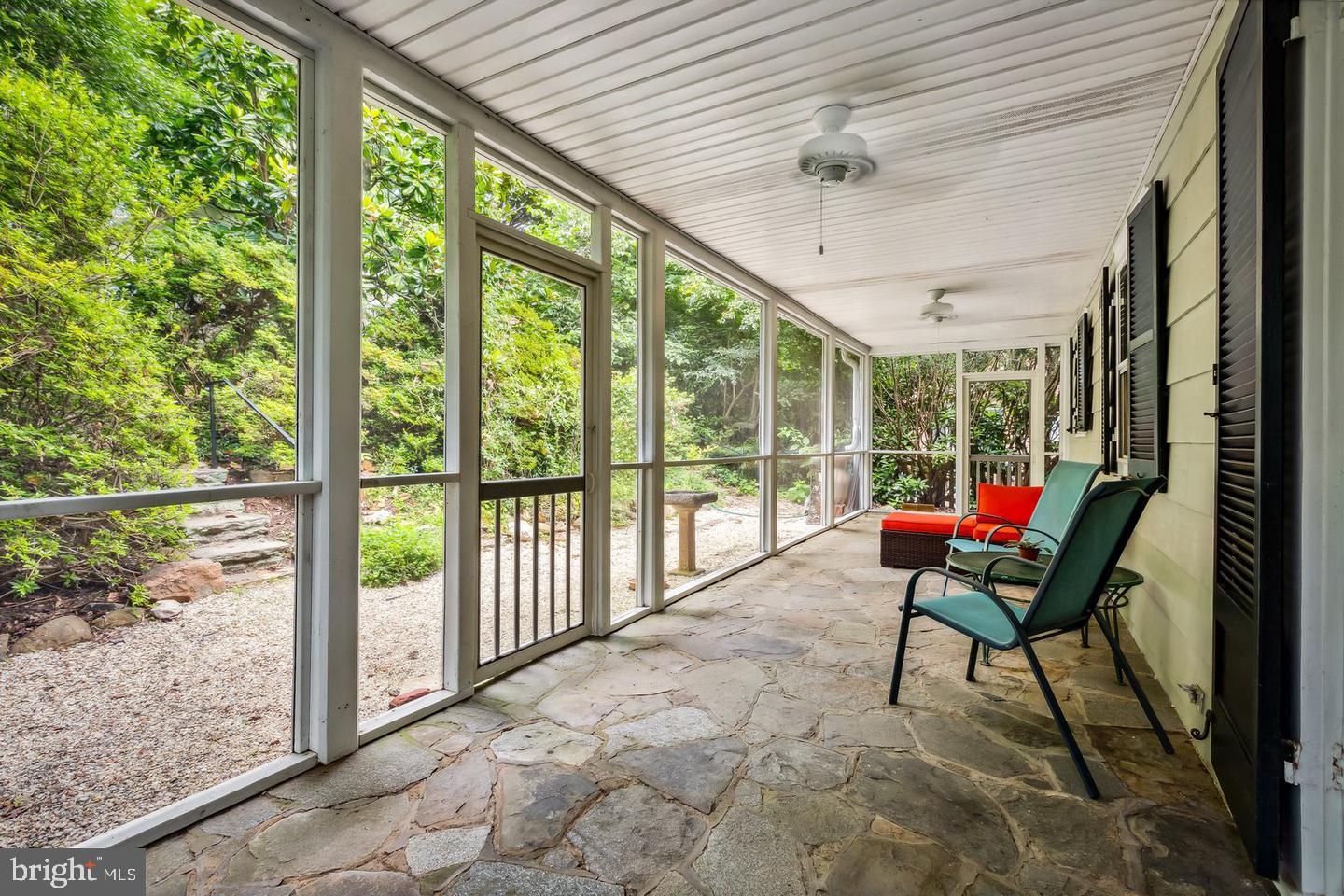 320 Tunbridge Rd