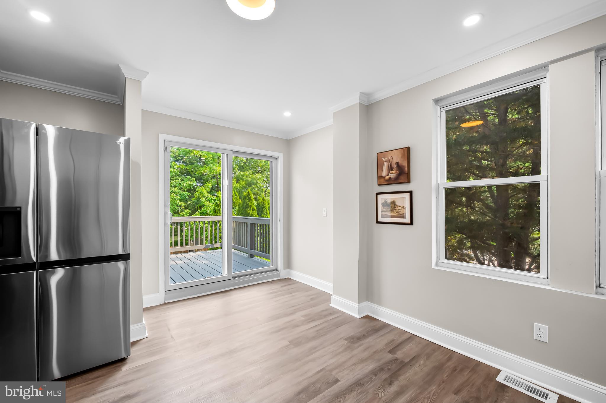 1402 W Old Cold Spring Ln