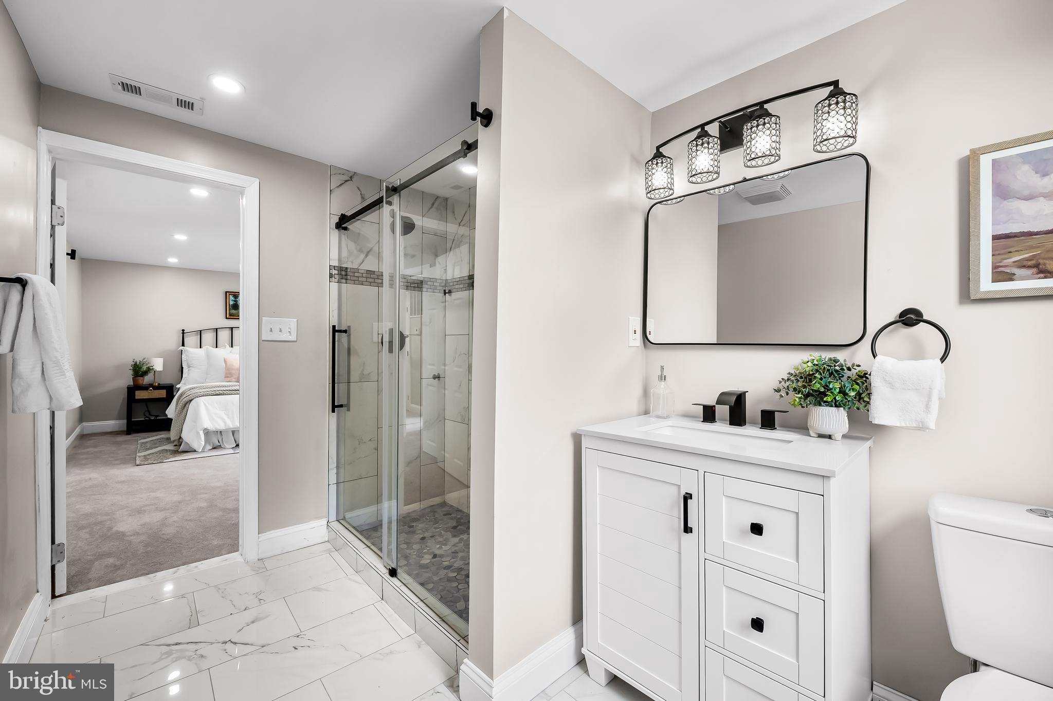 1402 W Old Cold Spring Ln