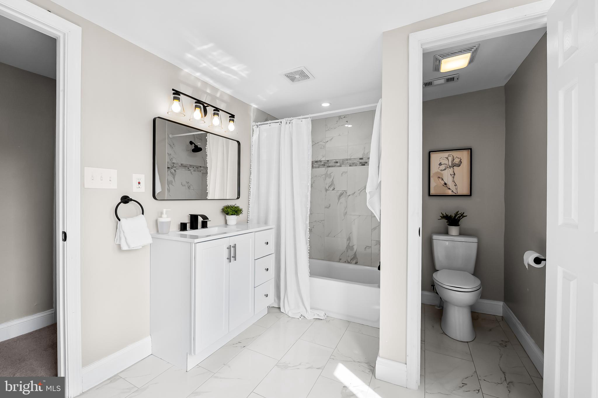 1402 W Old Cold Spring Ln