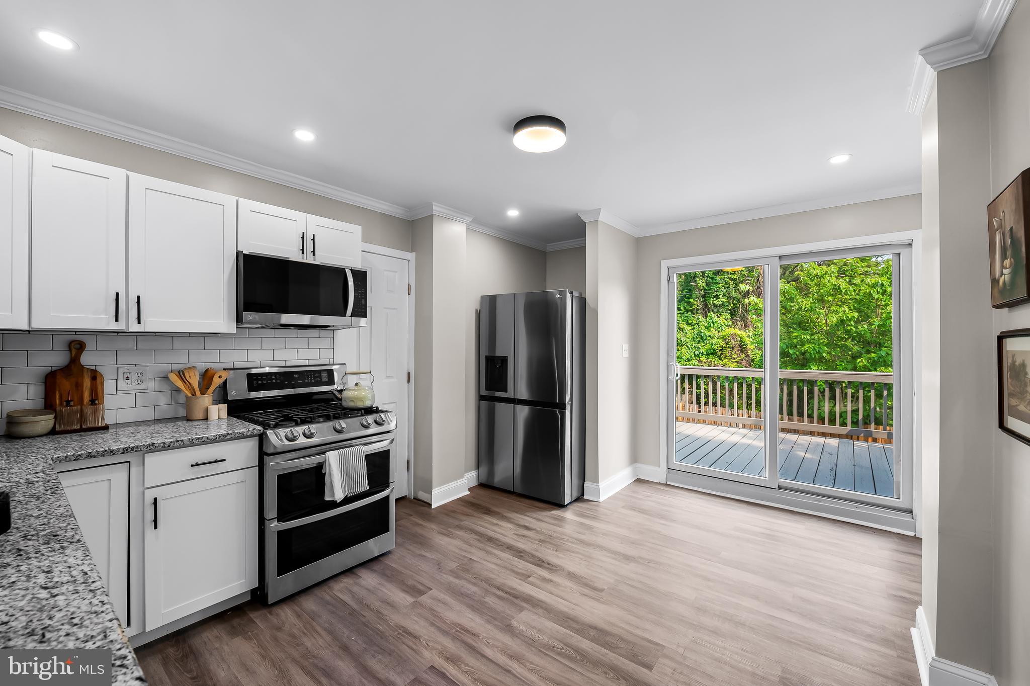 1402 W Old Cold Spring Ln