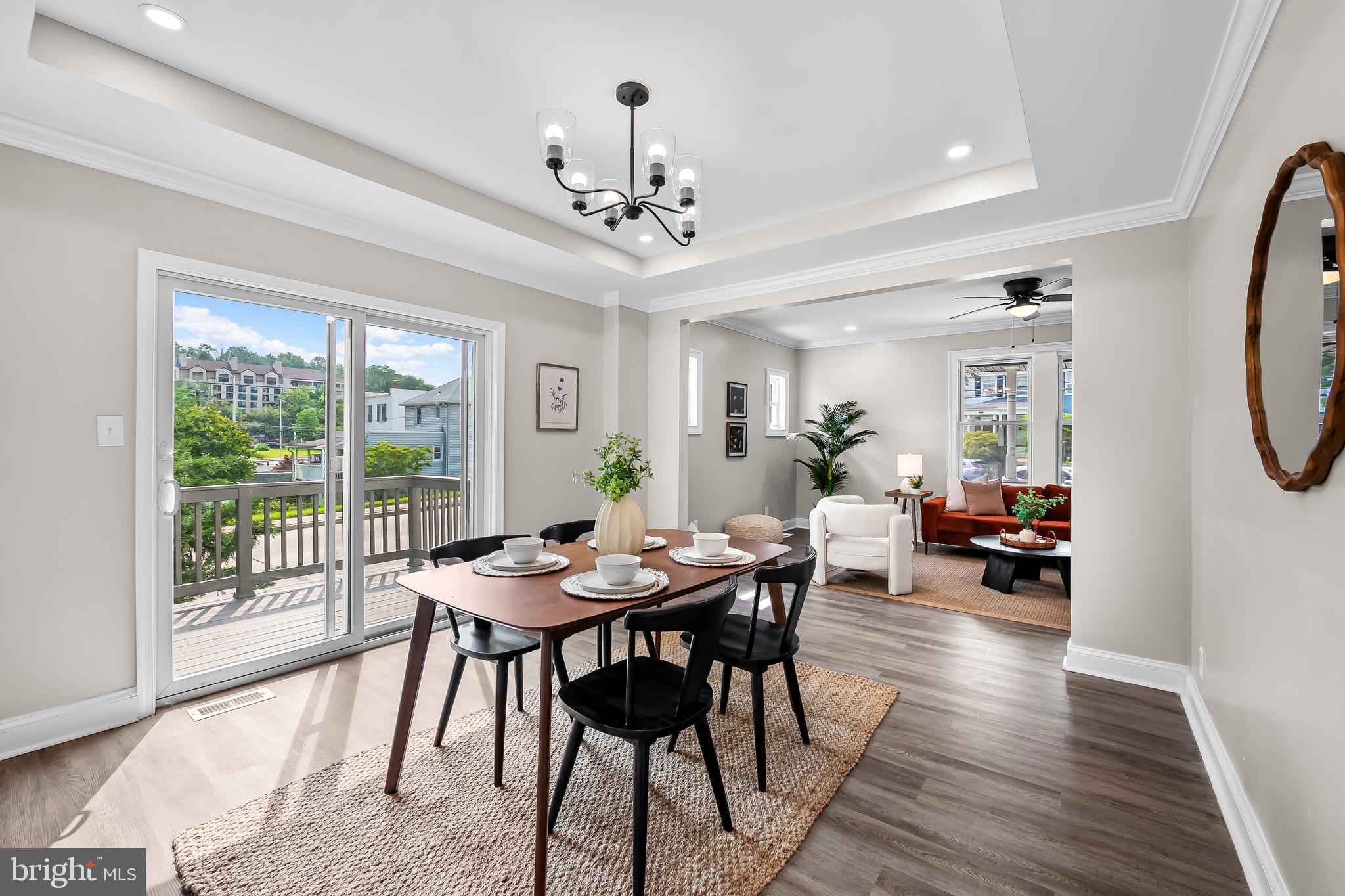 1402 W Old Cold Spring Ln